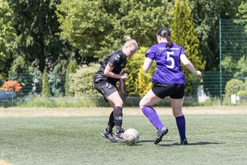 Bild 310 - wBJ SV Henstedt Ulzburg - TuS Rotenhof : Ergebnis: 12:0